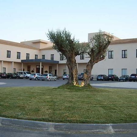Hotel Maria Jimena Ocana  Exterior photo
